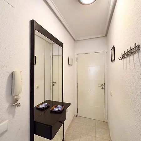 016 Happiness - Alicante * טורבייחה