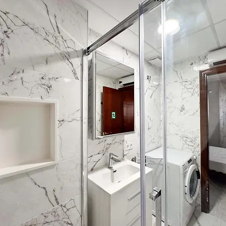 016 Happiness - Alicante